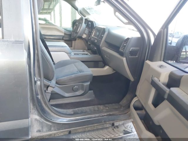 Ford F-150 Xl Image 12