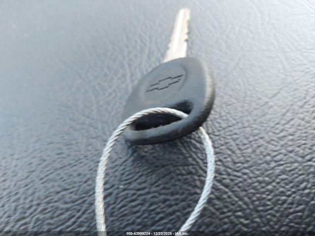 Chevrolet Silverado 1500 Image 11