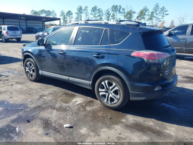 Toyota RAV4 Le Image 14