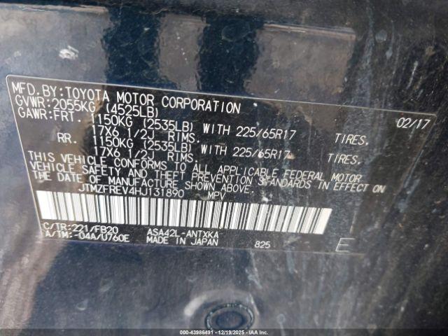 Toyota RAV4 Le Image 10