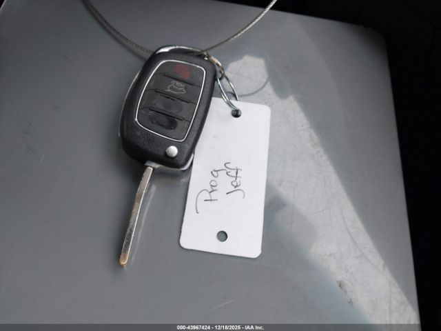 Hyundai SANTA FE Gls Image 4