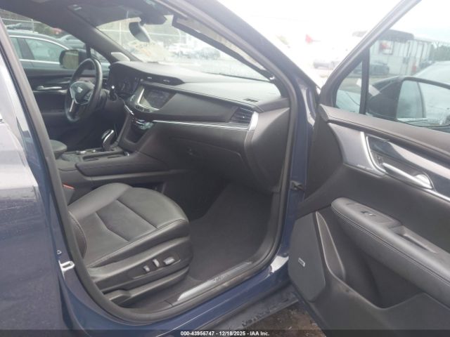 Cadillac XT5 Fwd Premium Luxury Image 12