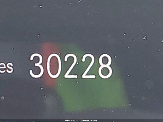 Mercedes-Benz GLB Image 8