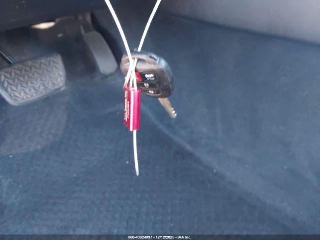 Toyota Camry Se Image 8