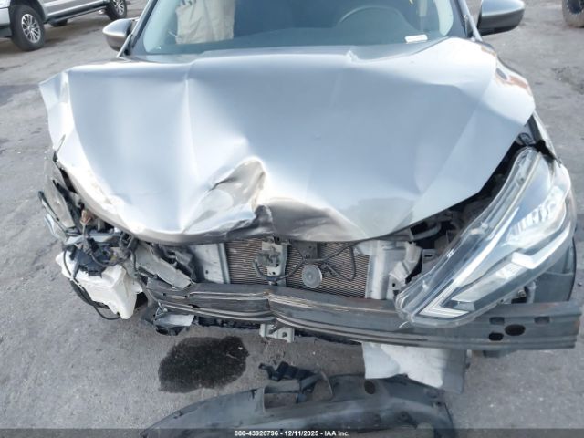 Nissan Sentra S Image 7