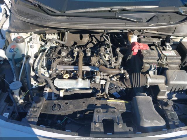 Nissan Versa 1.6 Sr Image 9