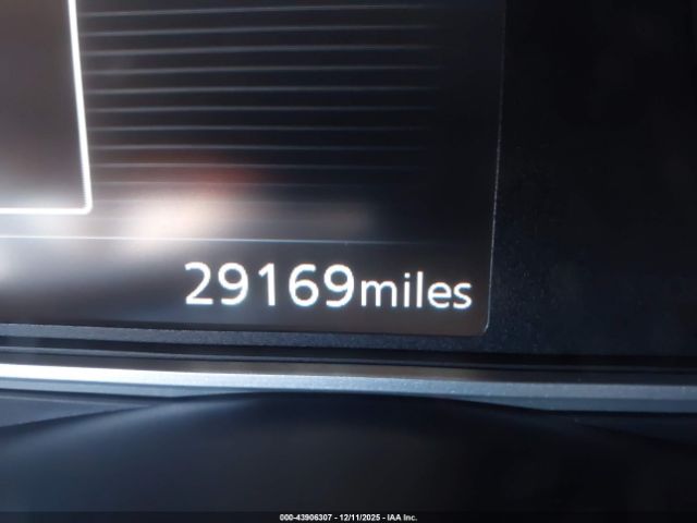 Nissan Versa 1.6 Sr Image 15