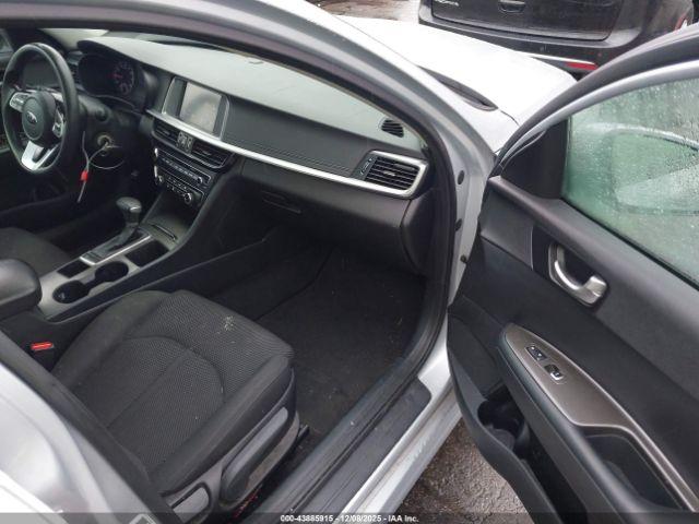 Kia Optima Lx Image 10