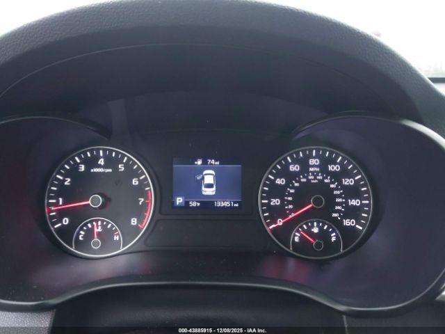 Kia Optima Lx Image 15