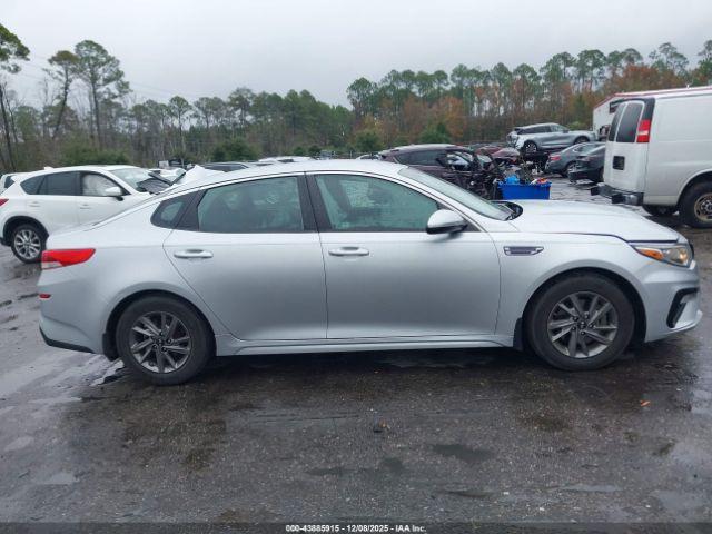 Kia Optima Lx Image 3