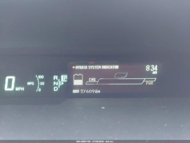 Toyota Prius Two Image 4