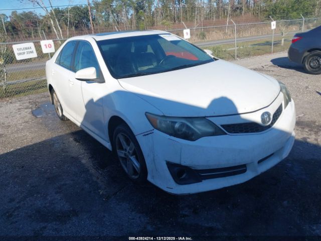 Toyota Camry Se Image 1