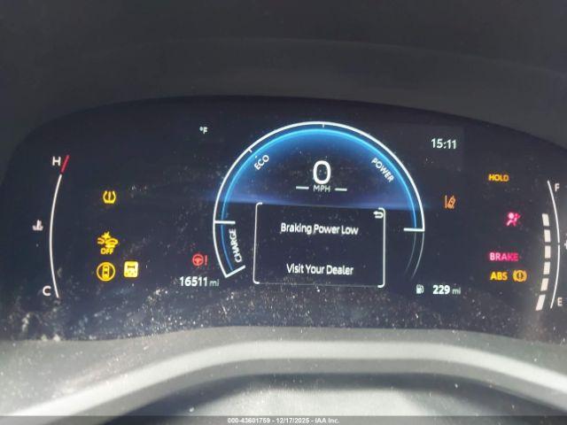 Toyota Camry Se Image 10