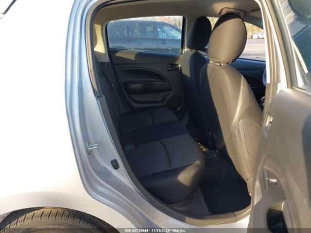 Mitsubishi Mirage Image 8