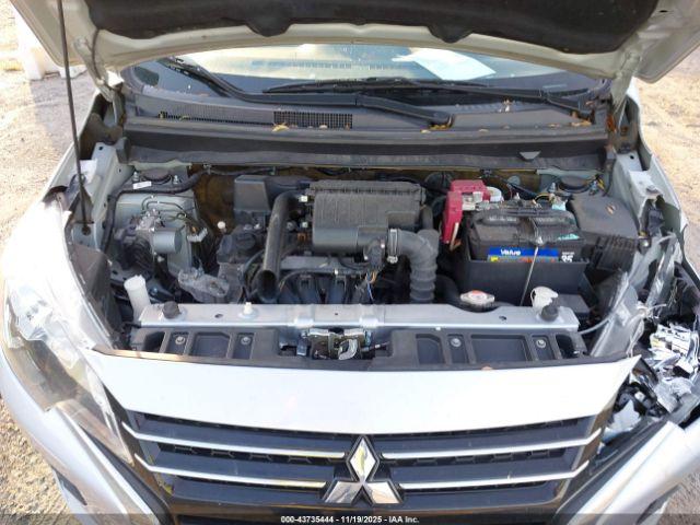 Mitsubishi Mirage Image 11