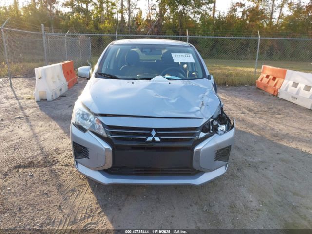 Mitsubishi Mirage Image 12