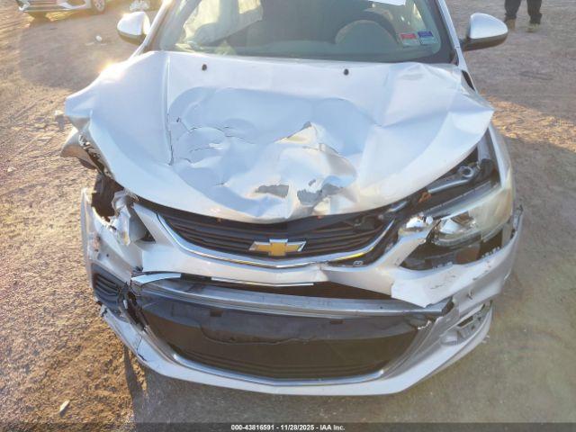 Chevrolet Sonic Ls Auto Image 9