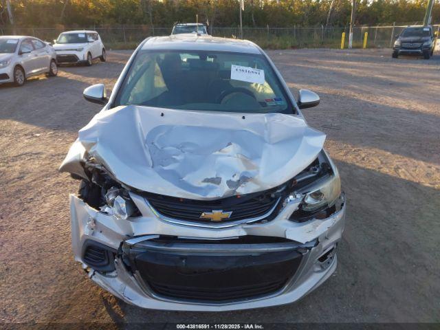 Chevrolet Sonic Ls Auto Image 12