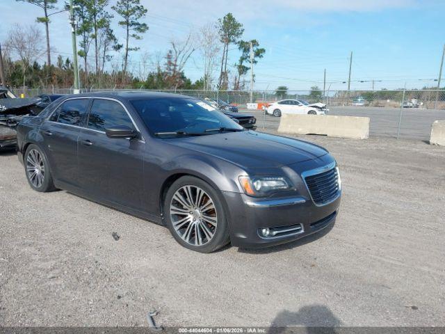  Salvage Chrysler 300