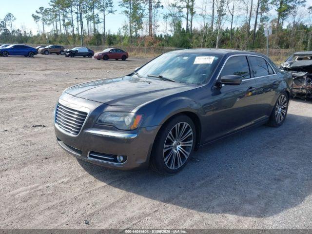 Chrysler 300 300s Image 16
