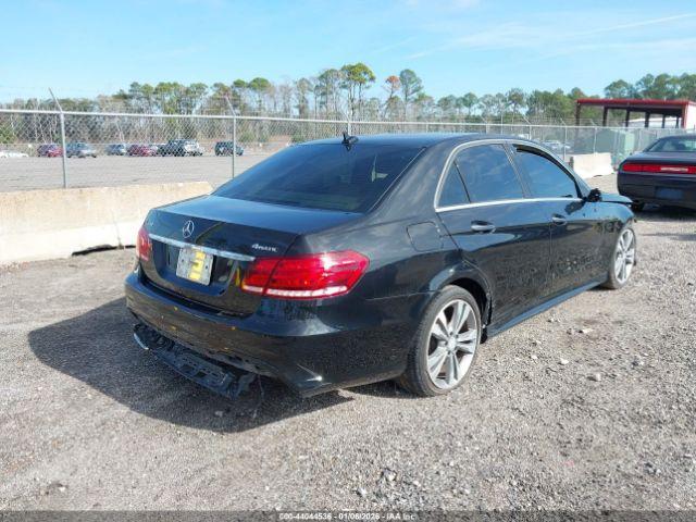 Mercedes-Benz E-Class 4matic Image 3