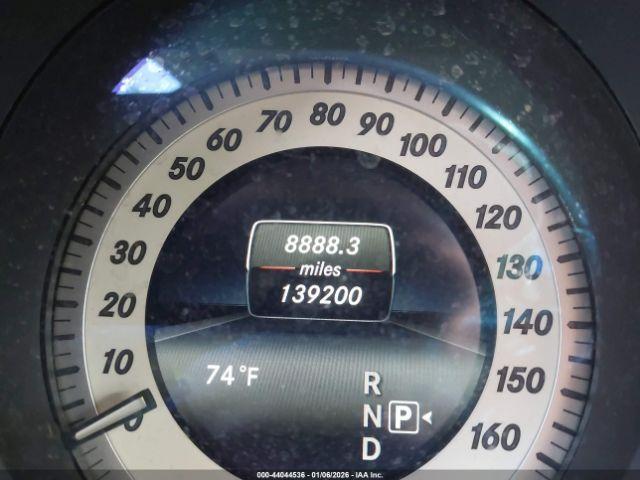 Mercedes-Benz E-Class 4matic Image 5