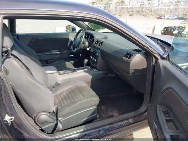 Dodge Challenger Image 3