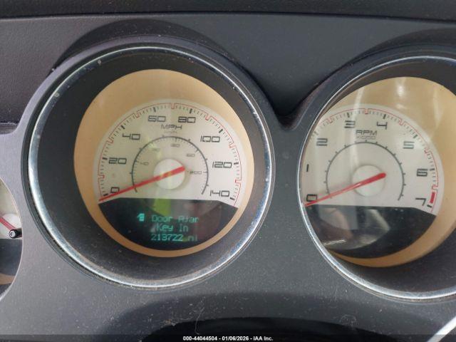 Dodge Challenger Image 6