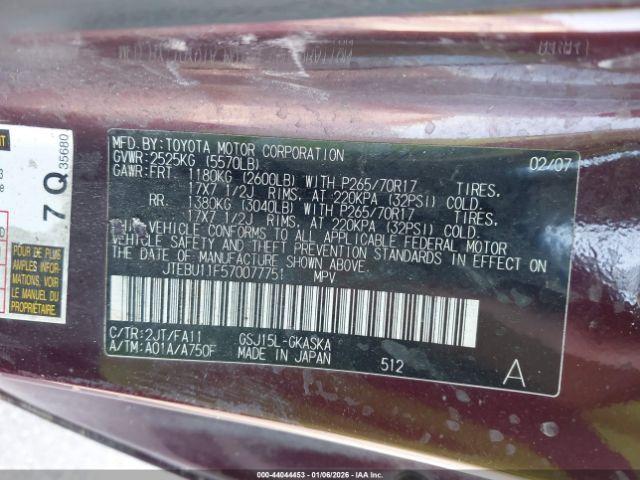 Toyota FJ Cruiser Image 11