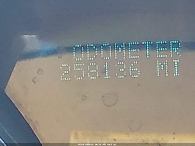 Chevrolet Traverse Ltz Image 3