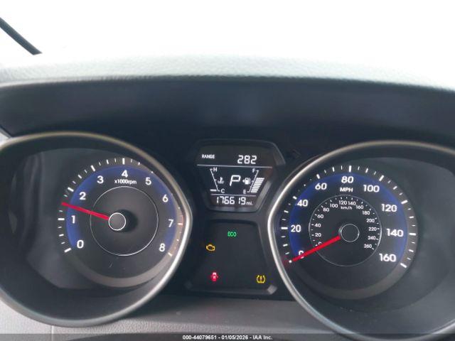 Hyundai ELANTRA Se Image 2