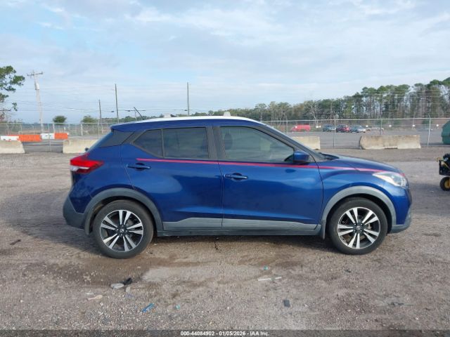 Nissan Kicks Sv Image 9