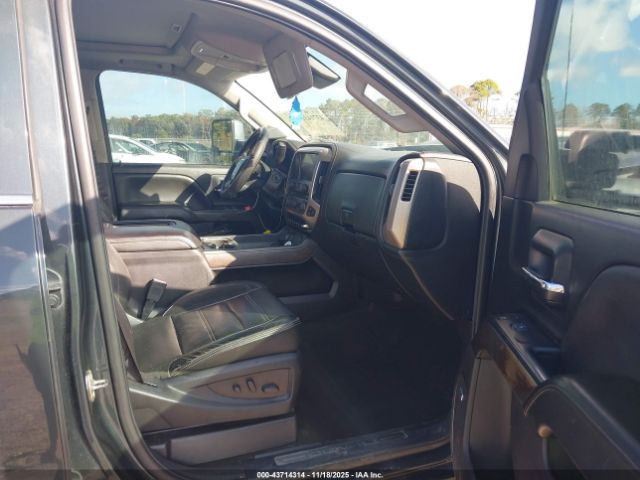 General Motors Sierra 3500HD Denali Image 5