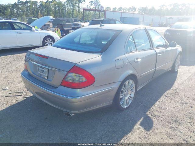 Mercedes-Benz E-Class Image 9