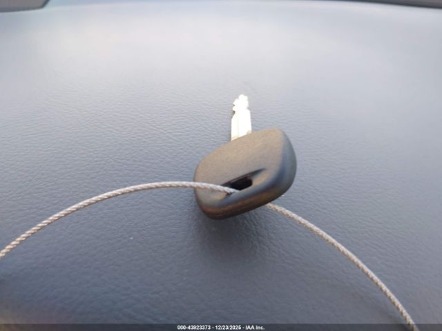 Toyota Camry Le V6 Image 9