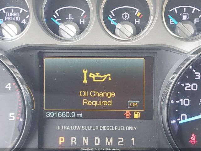 Ford F-250 Lariat Image 2