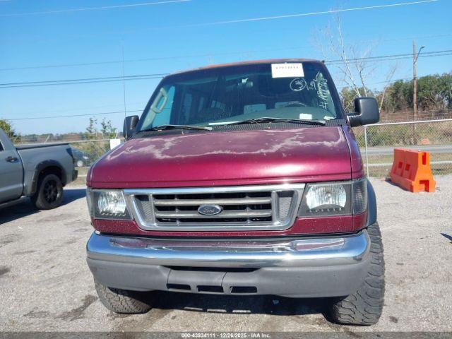 Ford E-350 Image 8