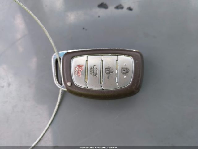 Hyundai ELANTRA Sport Image 8