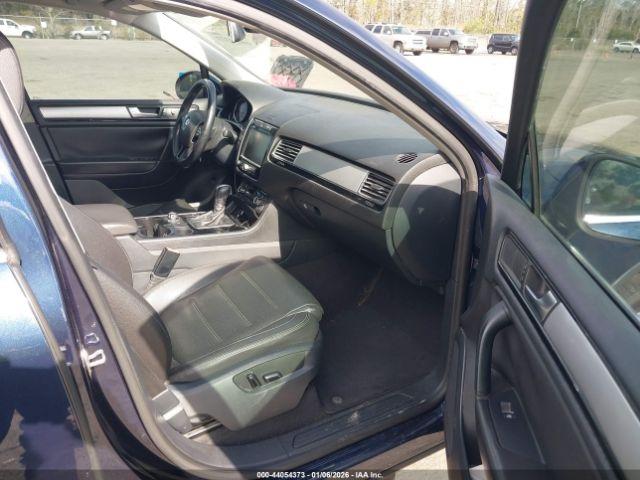 Volkswagen Touareg Tdi Sport Image 8