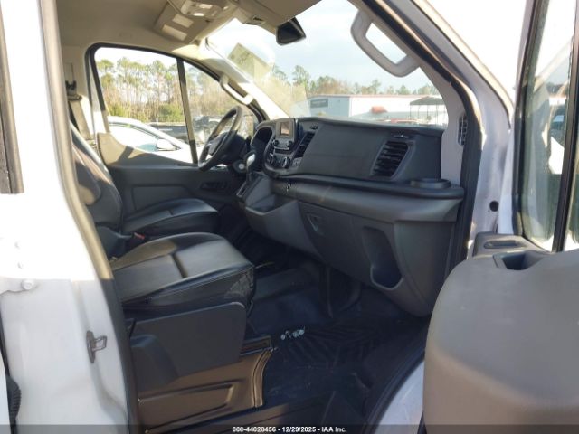 Ford Transit Image 8