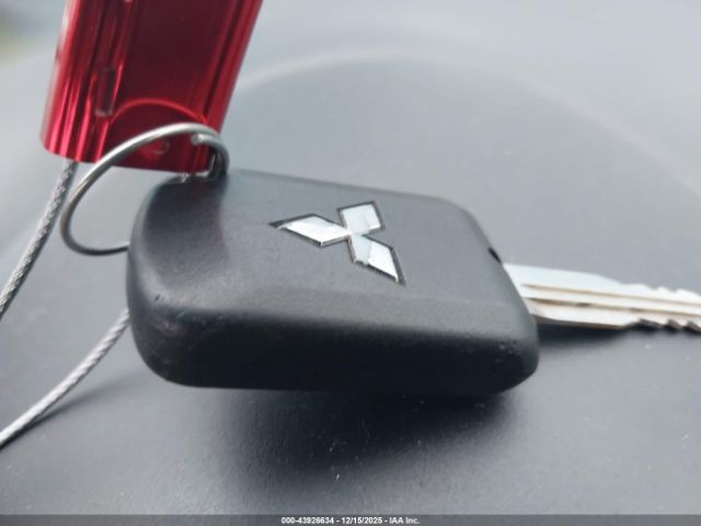 Mitsubishi Mirage Es Image 8