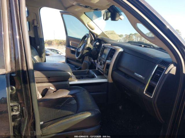 Ram 2500 Laramie Image 8