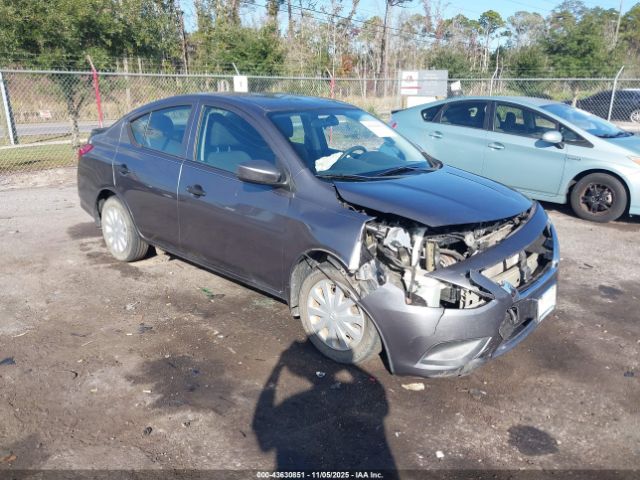 Nissan Versa 1.6 S+ Image 1