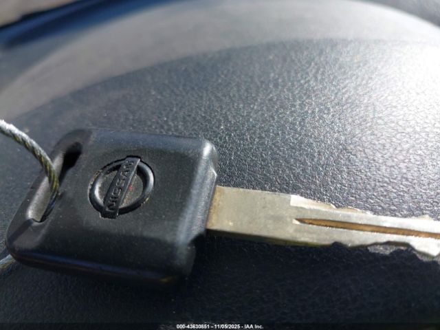 Nissan Versa 1.6 S+ Image 3