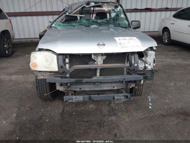 Nissan Frontier Xe Image 5