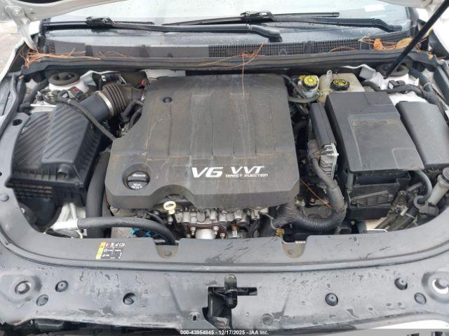 Buick LaCrosse Premium I Group Image 4