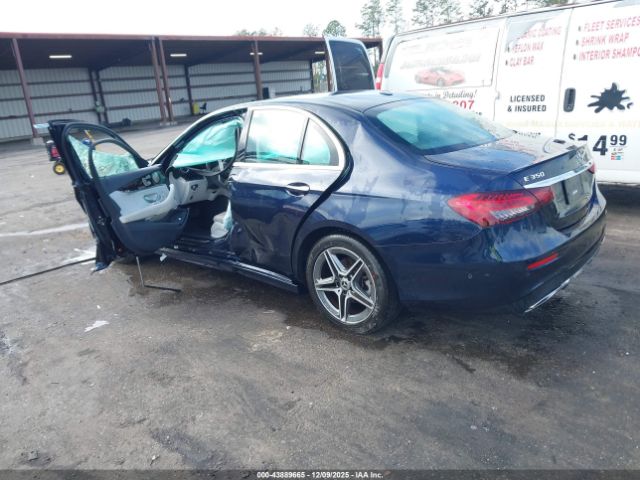 Mercedes-Benz E-Class Image 5