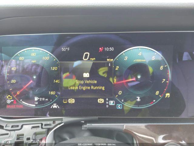 Mercedes-Benz E-Class Image 10