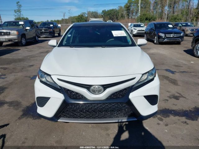 Toyota Camry Xse Image 16