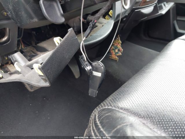 Ram 1500 Laramie  4x4 6'4 Box Image 7